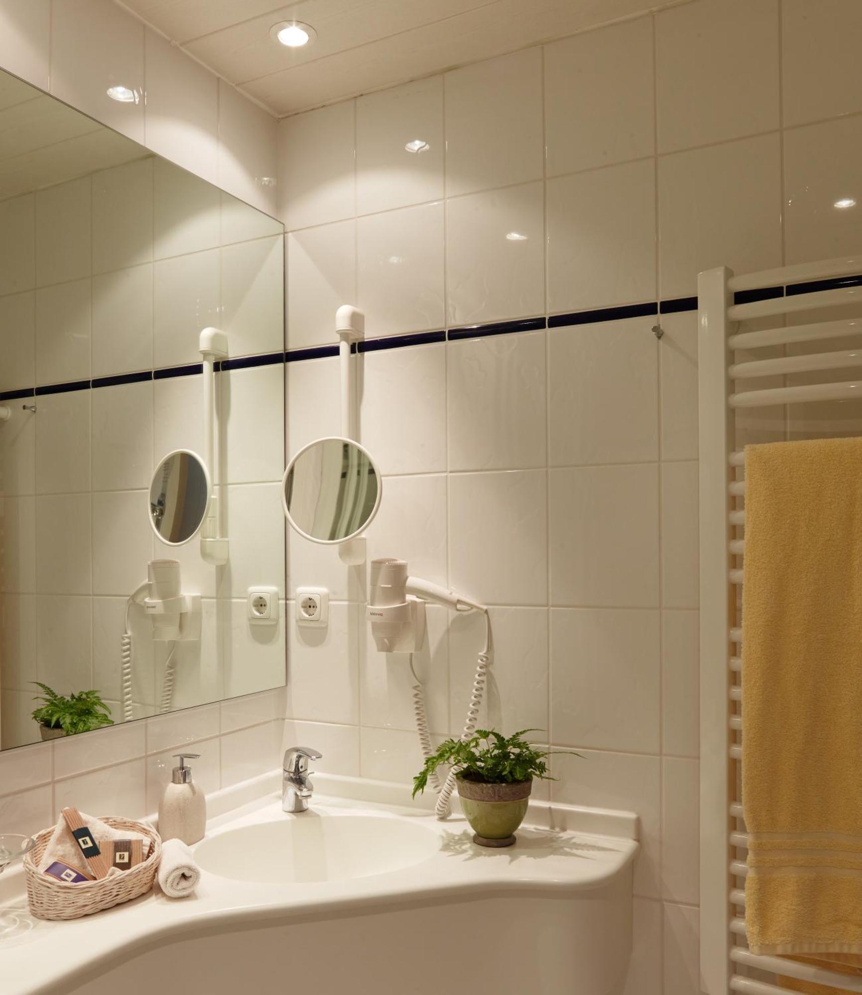 Menschels Vitalresort Meddersheim Стая снимка